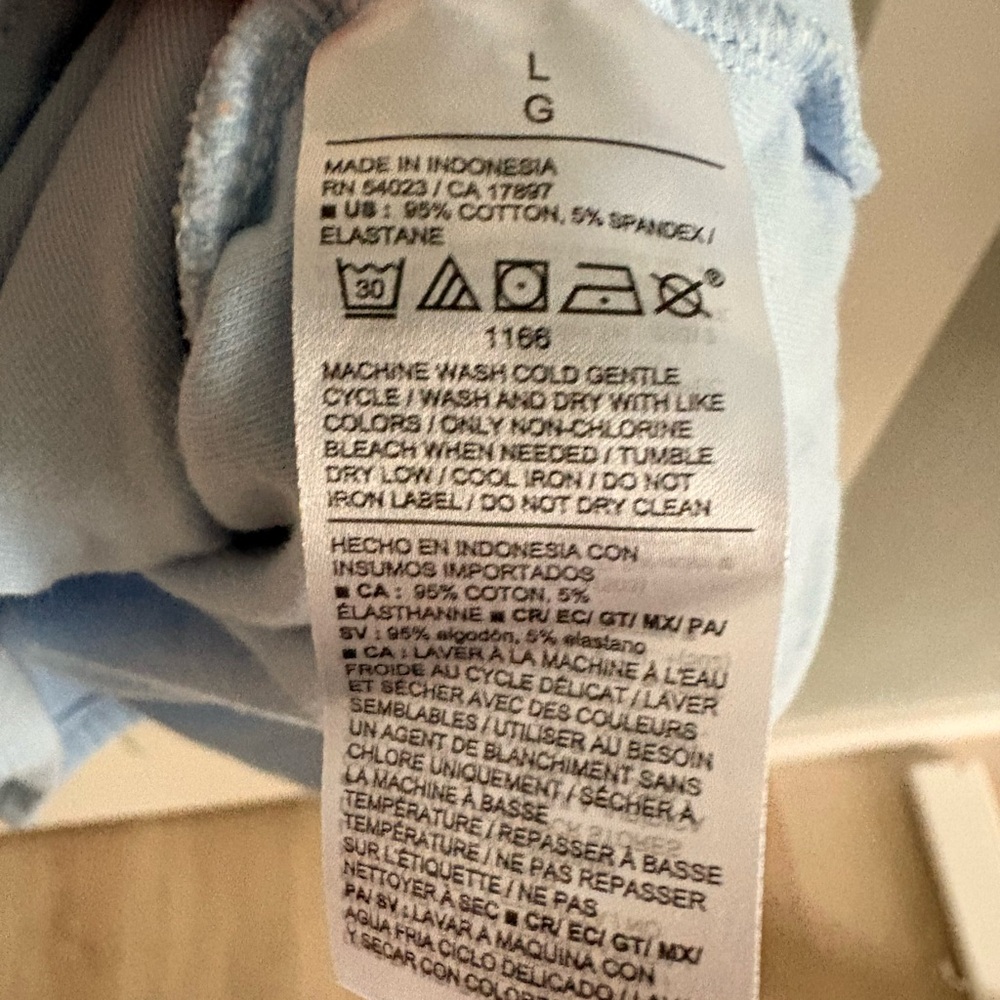 2 Old Navy Women's Light Blue Tank Top - Picture 2 of 4